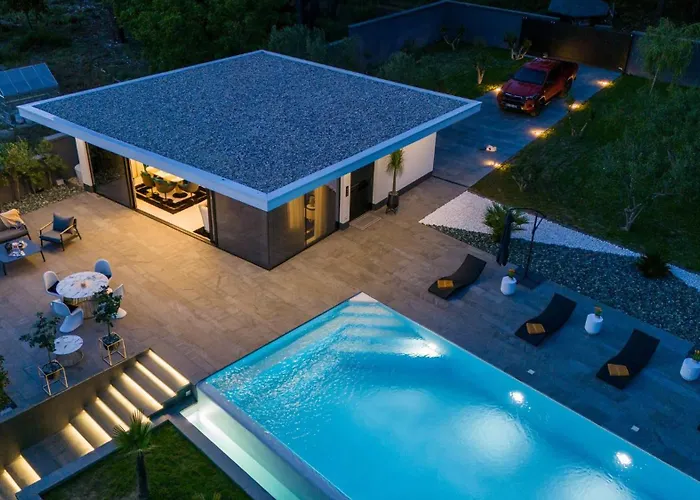 Luxury Matos Estate By Tourist Adria Group Vila