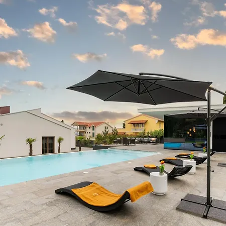 Вилла Luxury Matos Estate By Tourist Adria Group