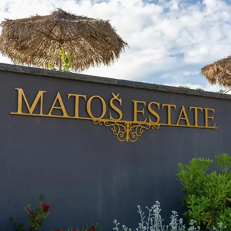 Luxury Matos Estate By Tourist Adria Group * Diklo