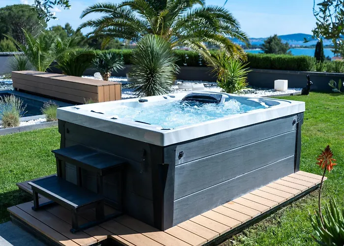 Luxury Matos Estate By Tourist Adria Group *