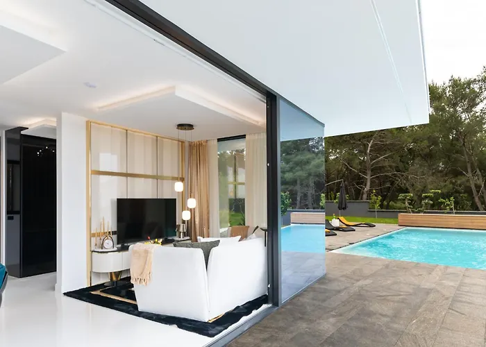 Luxury Matos Estate By Tourist Adria Group